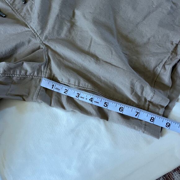 Beige & Tan Pull On Drawstring Short Bundle Men's Sz 50 8.5 inch inseam - Picture 8 of 8